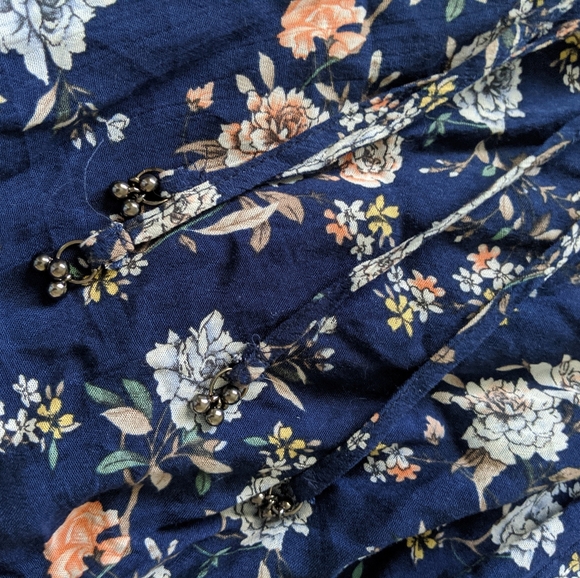 Floral open back dress - Picture 6 of 7